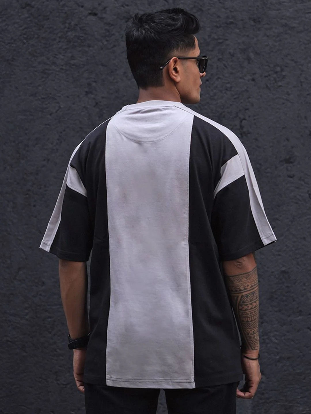 Powerlook Men Typography Colourblocked Drop-Shoulder Sleeves T-shirt - Image 11