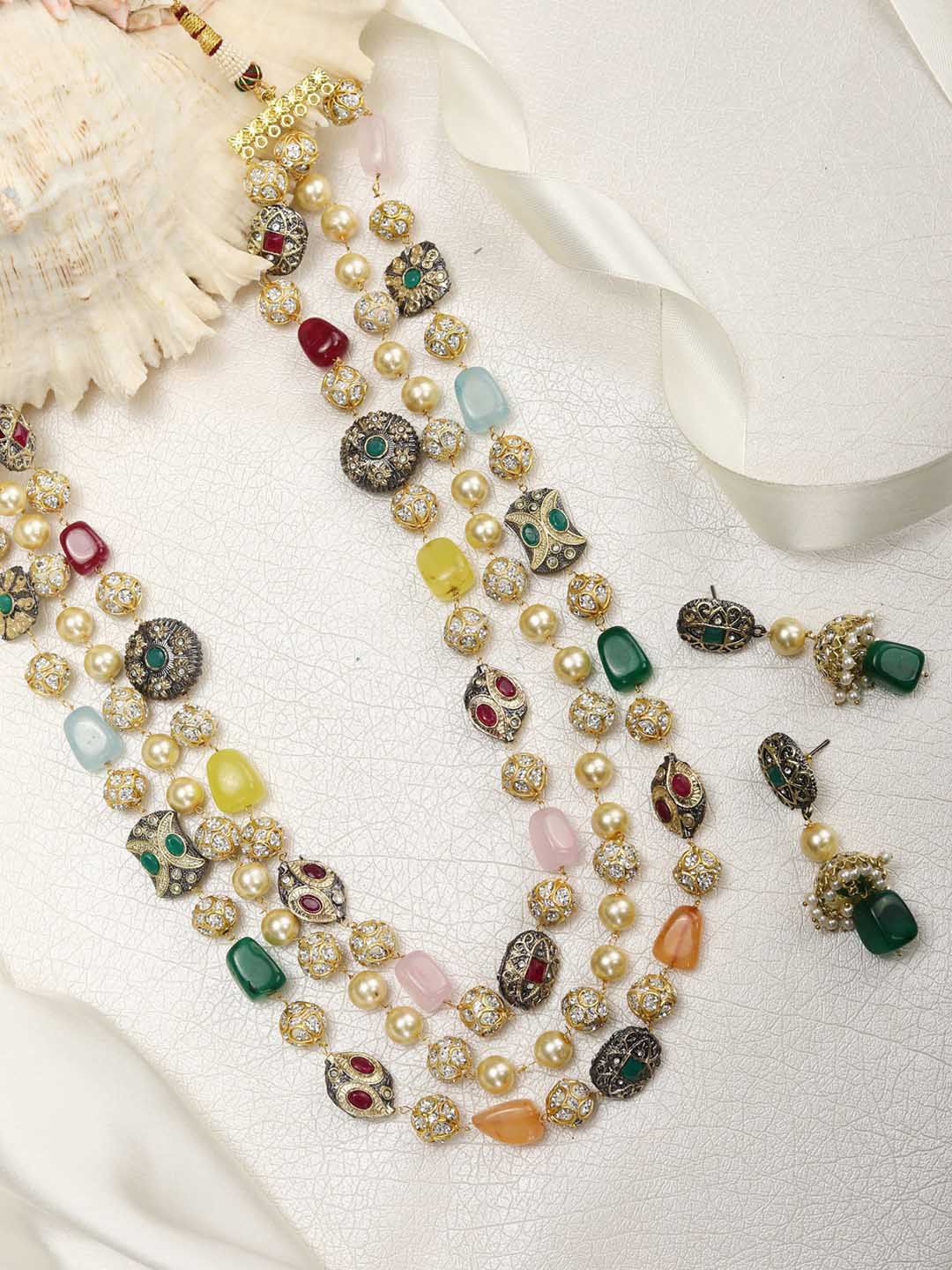 Priyaasi Gold-Plated Kundan-Studded & Pearl-Beaded Tripal-Stranded Handcrafted Jewellery Set - Image 2