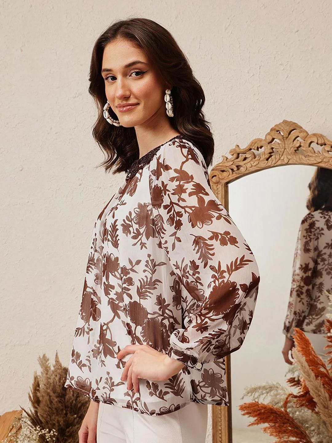 QUIERO Women Floral Printed Peter Pan Collar Top - Image 5
