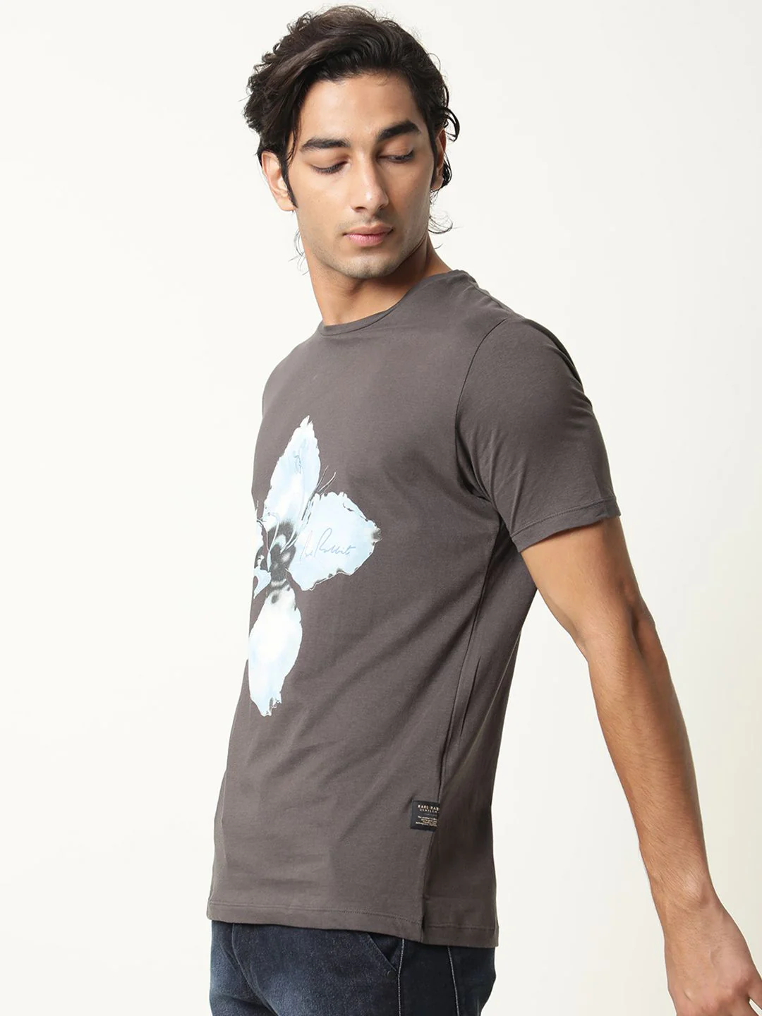 RARE RABBIT Men Grey Printed Pure Cotton Slim Fit T-shirt - Image 3