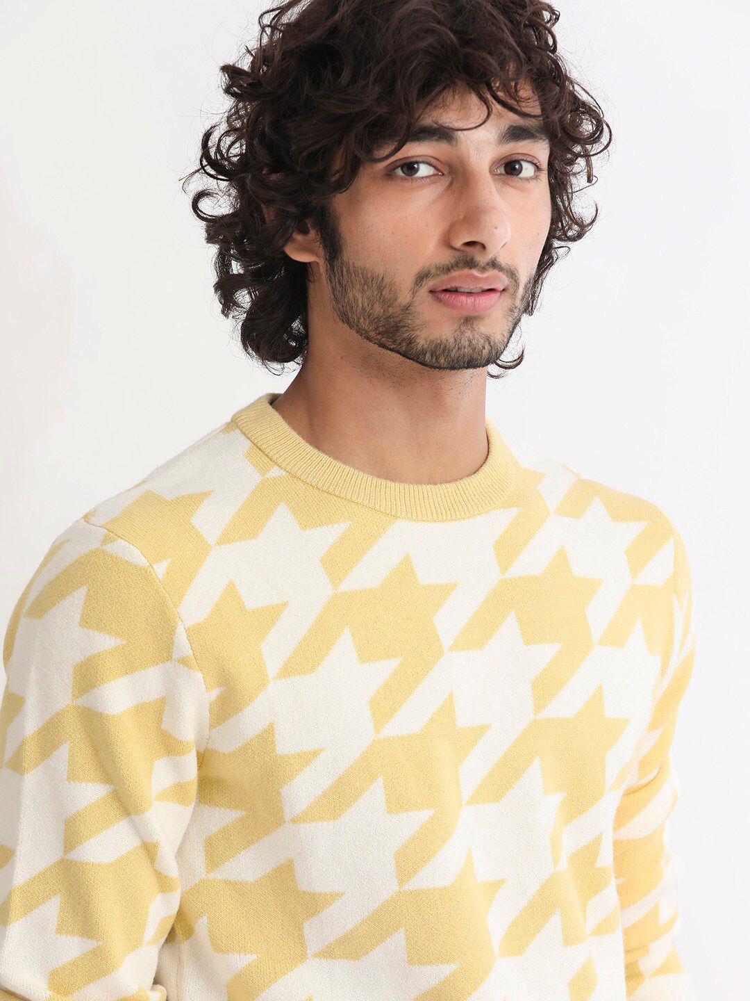 RARE RABBIT Men Honder Crew Neck Abstract Printed Sweater - Image 2