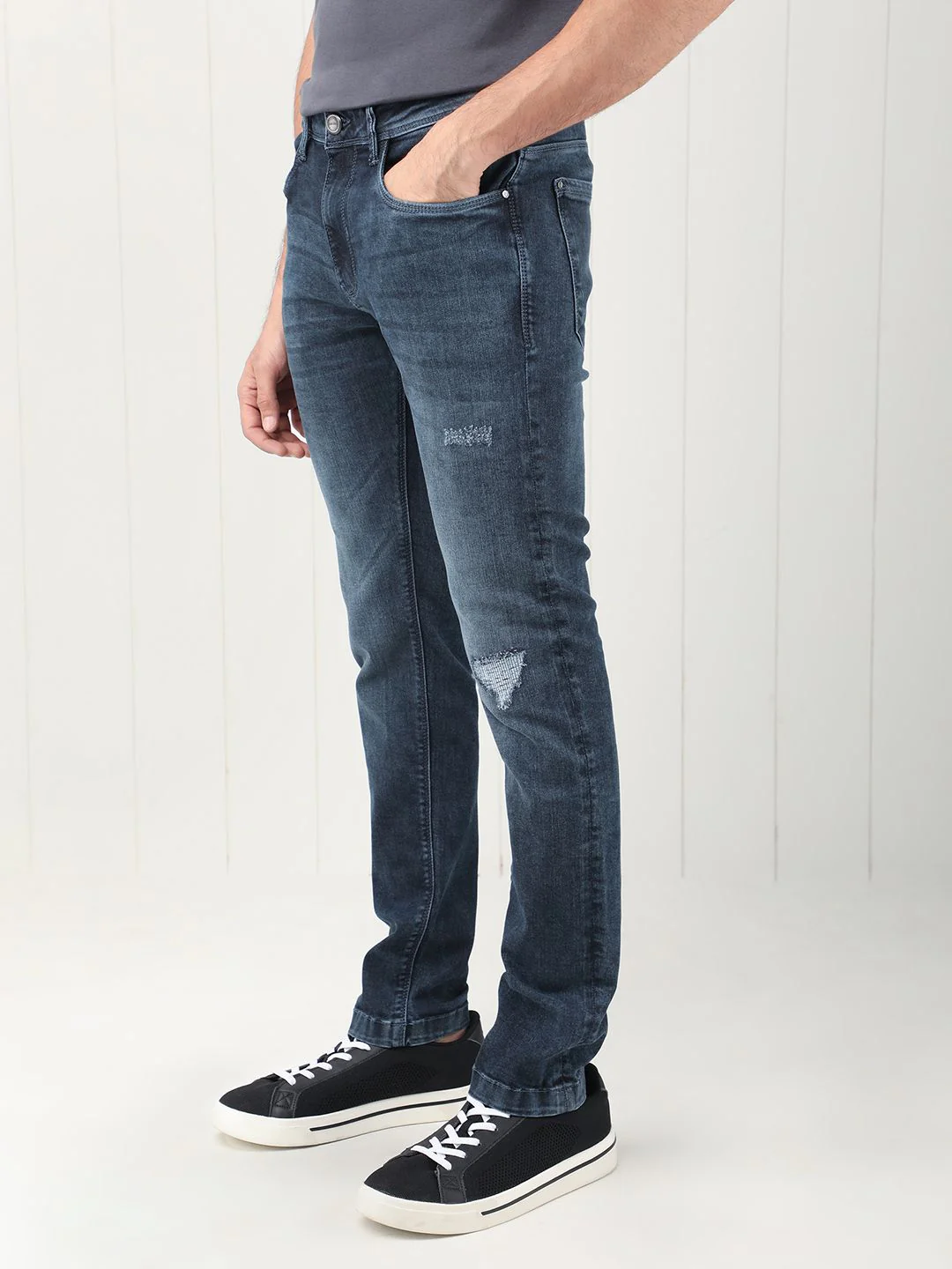 RARE RABBIT Men Lormes Slim Fit Cotton Jeans - Image 2