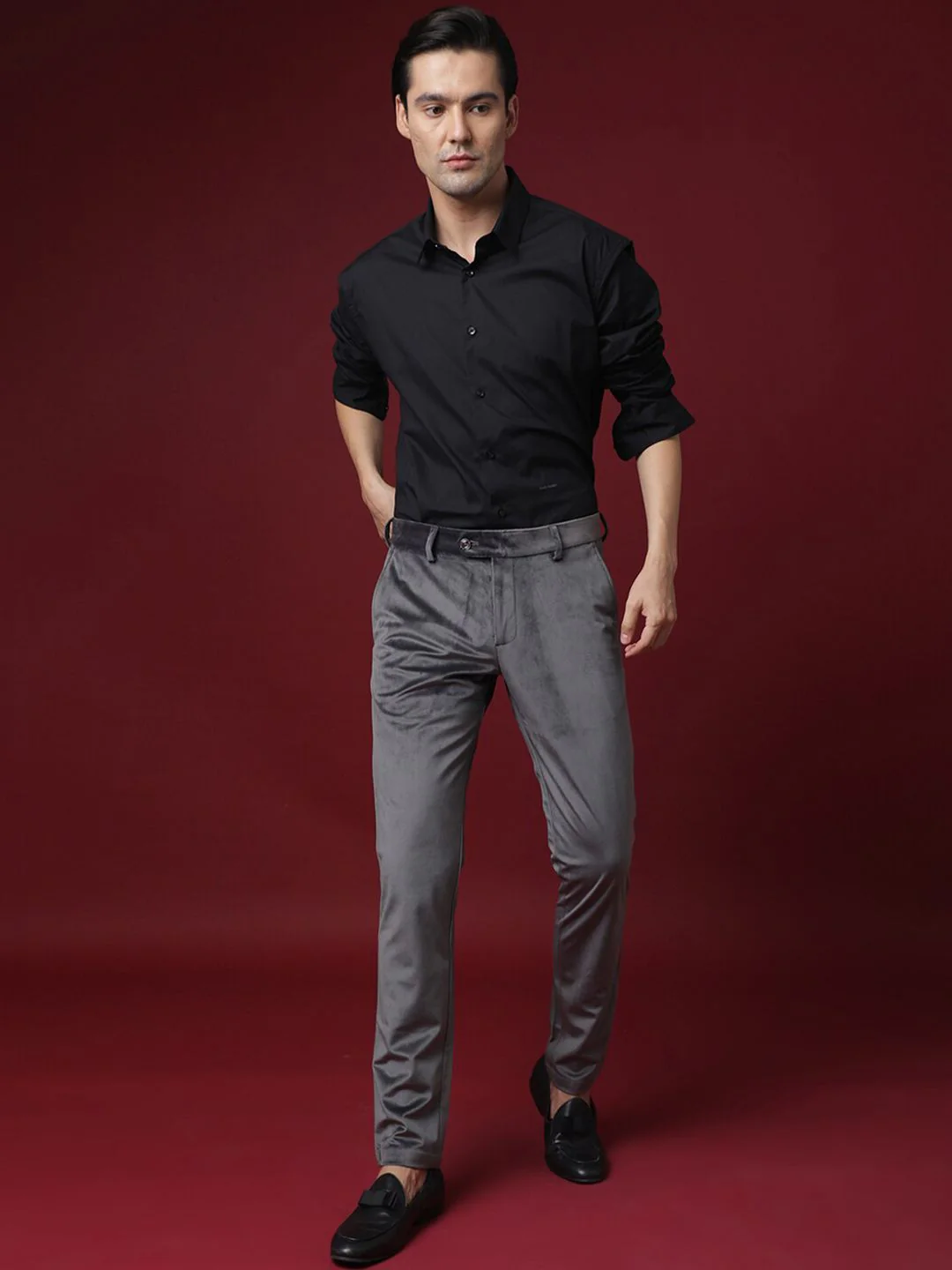 RARE RABBIT Men Ozzy Mid-Rise Slim Fit Cotton Trouser - Image 5