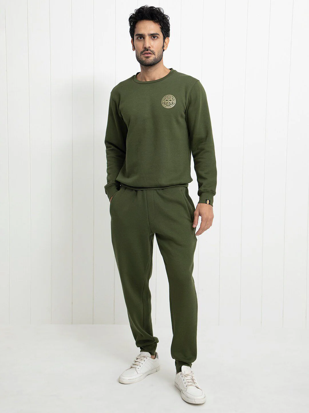 RARE RABBIT Men Pine Graphic Print Logo Sweatshirt - Image 4