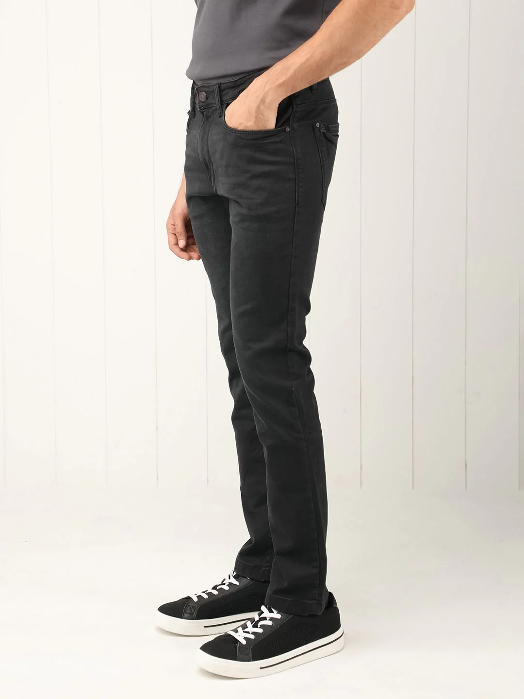 RARE RABBIT Men Riom Slim Fit Cotton Jeans - Image 3