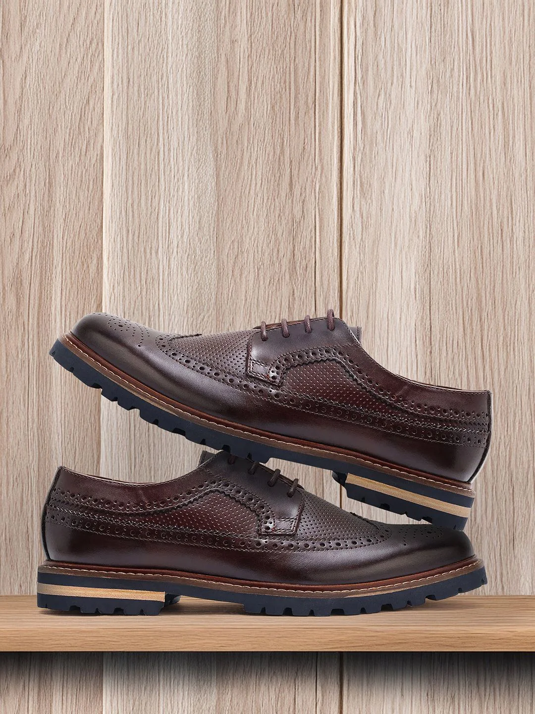 RARE RABBIT Men Textured Leather Formal Brogues