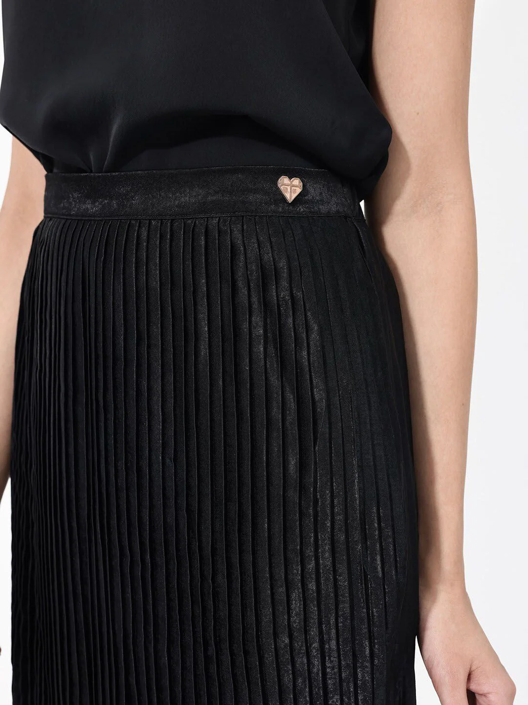 RAREISM Accordion Pleated Flared Midi Skirt - Image 7