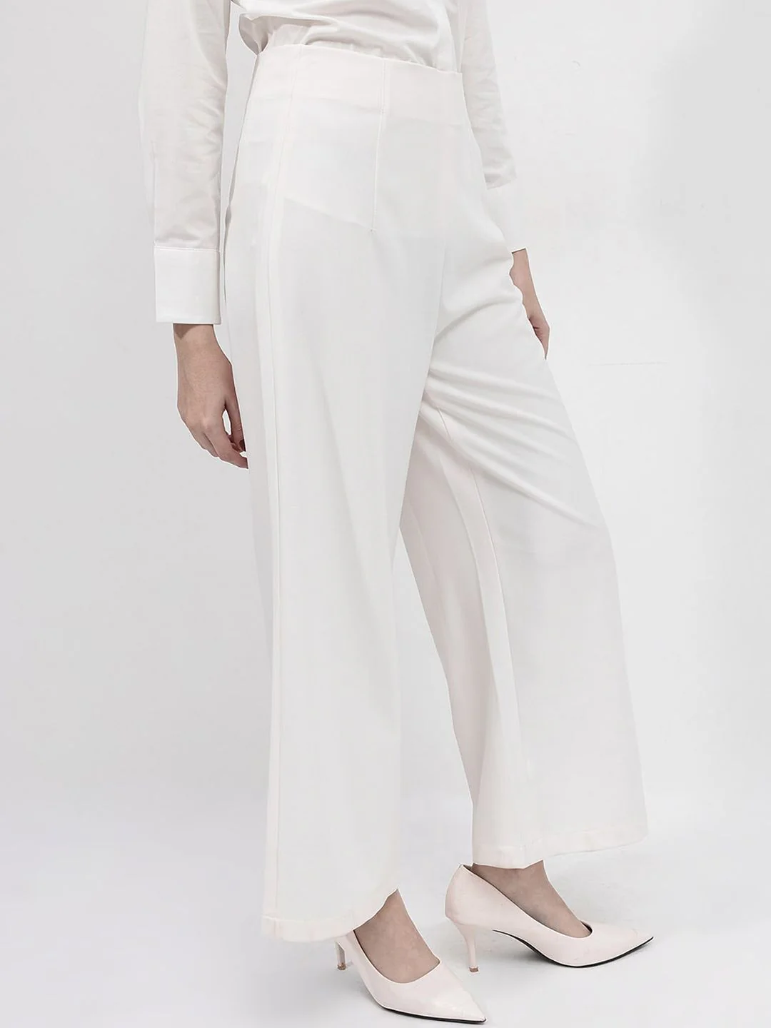RAREISM Regular Fit Comfort Cotton High-Rise Parallel Trousers - Image 2