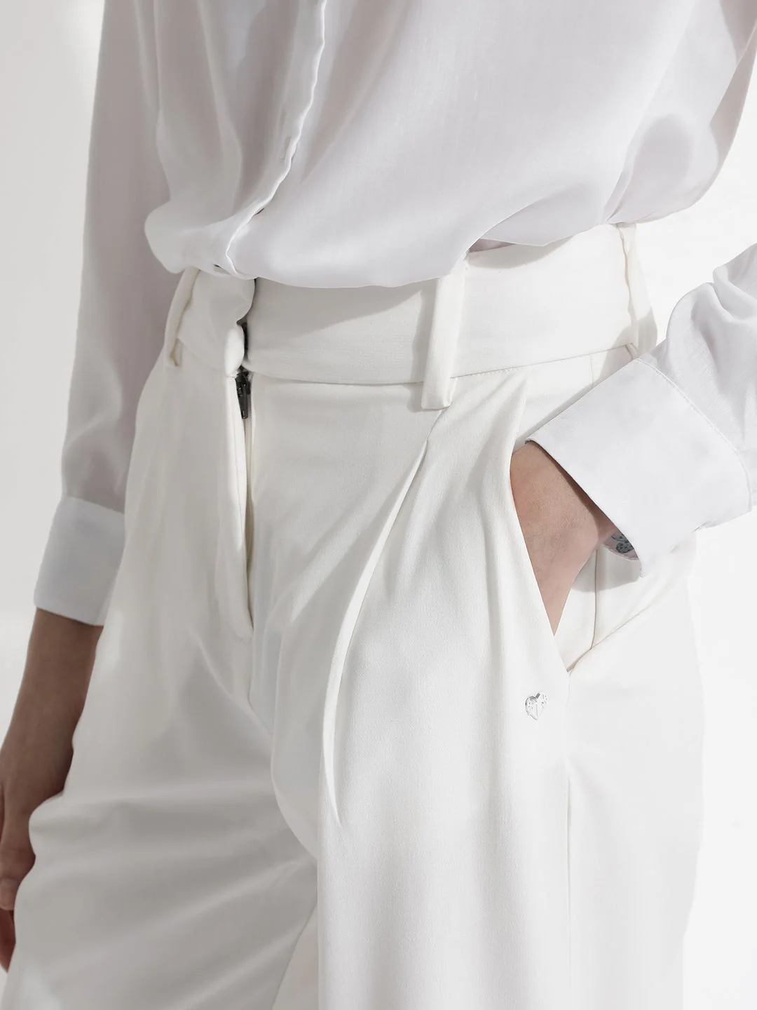 RAREISM Women Comfort Tapered Fit High-Rise Pleated Cotton Peg Formal Trousers - Image 7