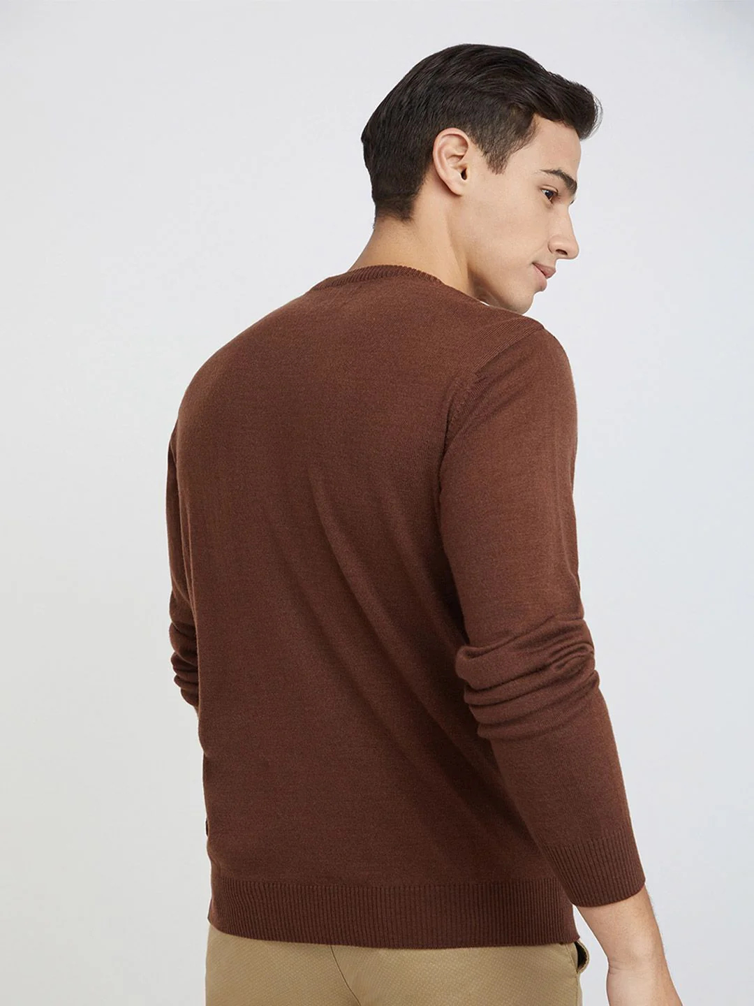 Raymond Men Brown & Black Geometric Patterned Pullover - Image 4