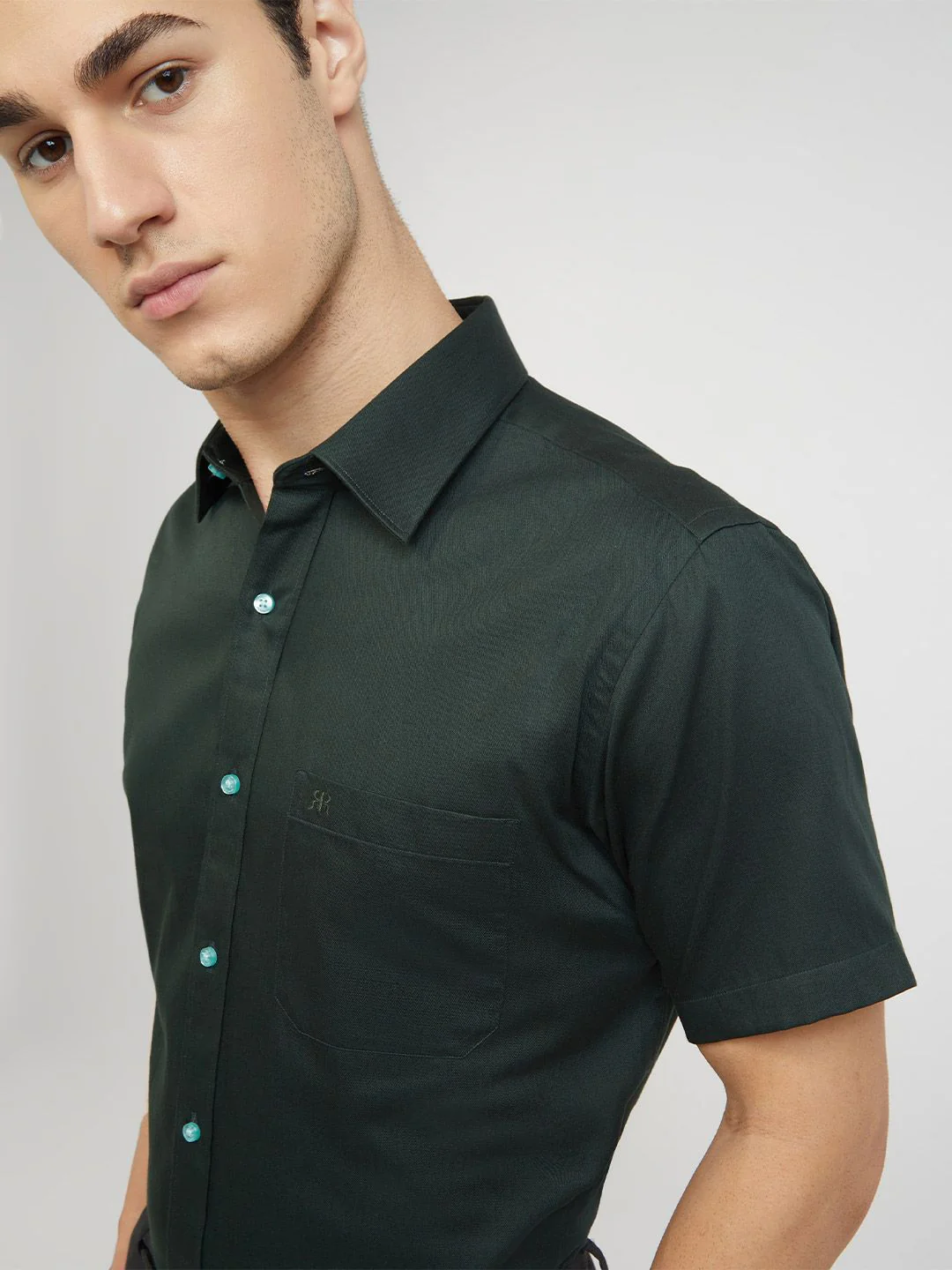 Raymond Pure Cotton Solid Regular Fit Formal Shirt - Image 2