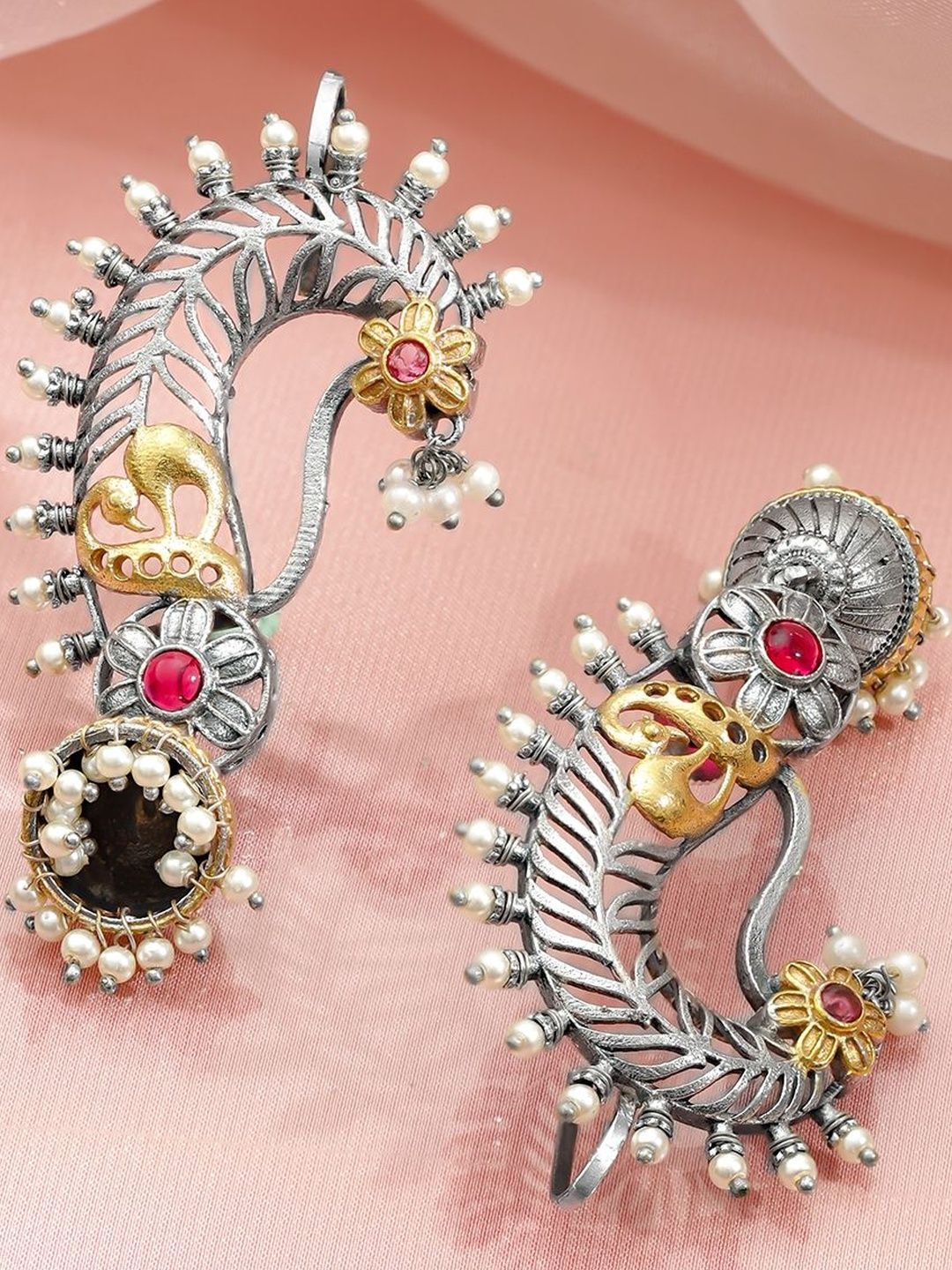 Rubans Rhodium-Plated Stones Studded And Beaded Oxidised Paisley Shaped Ear Cuff - Image 4