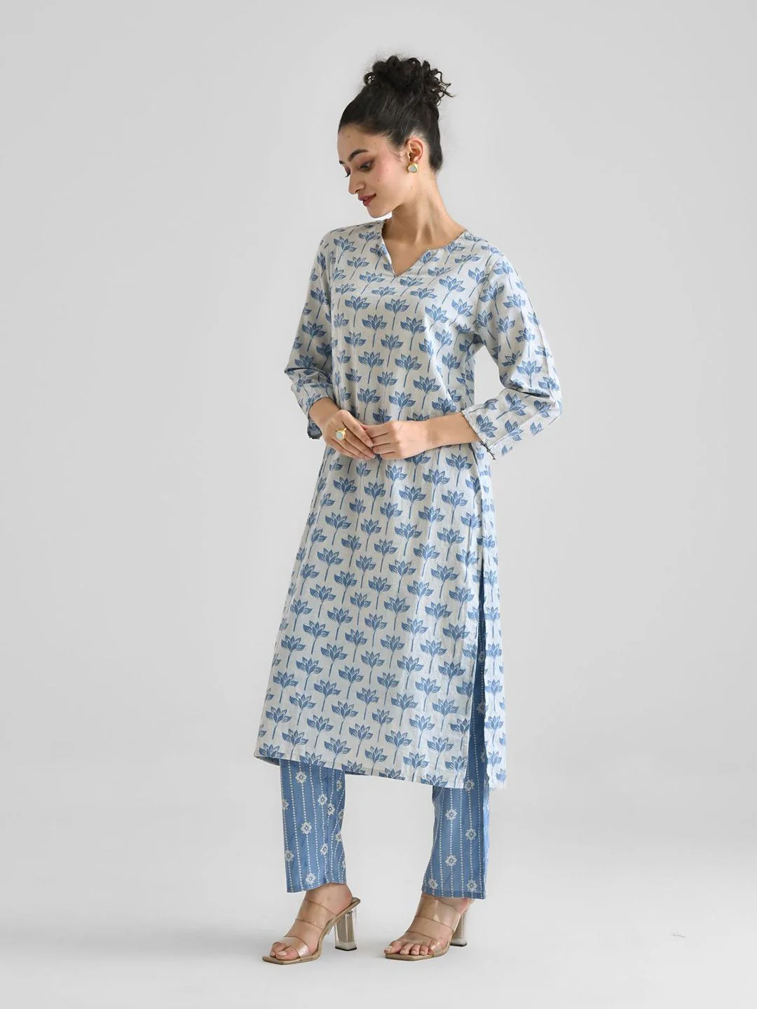 Rustorange Women Floral Printed Kurta