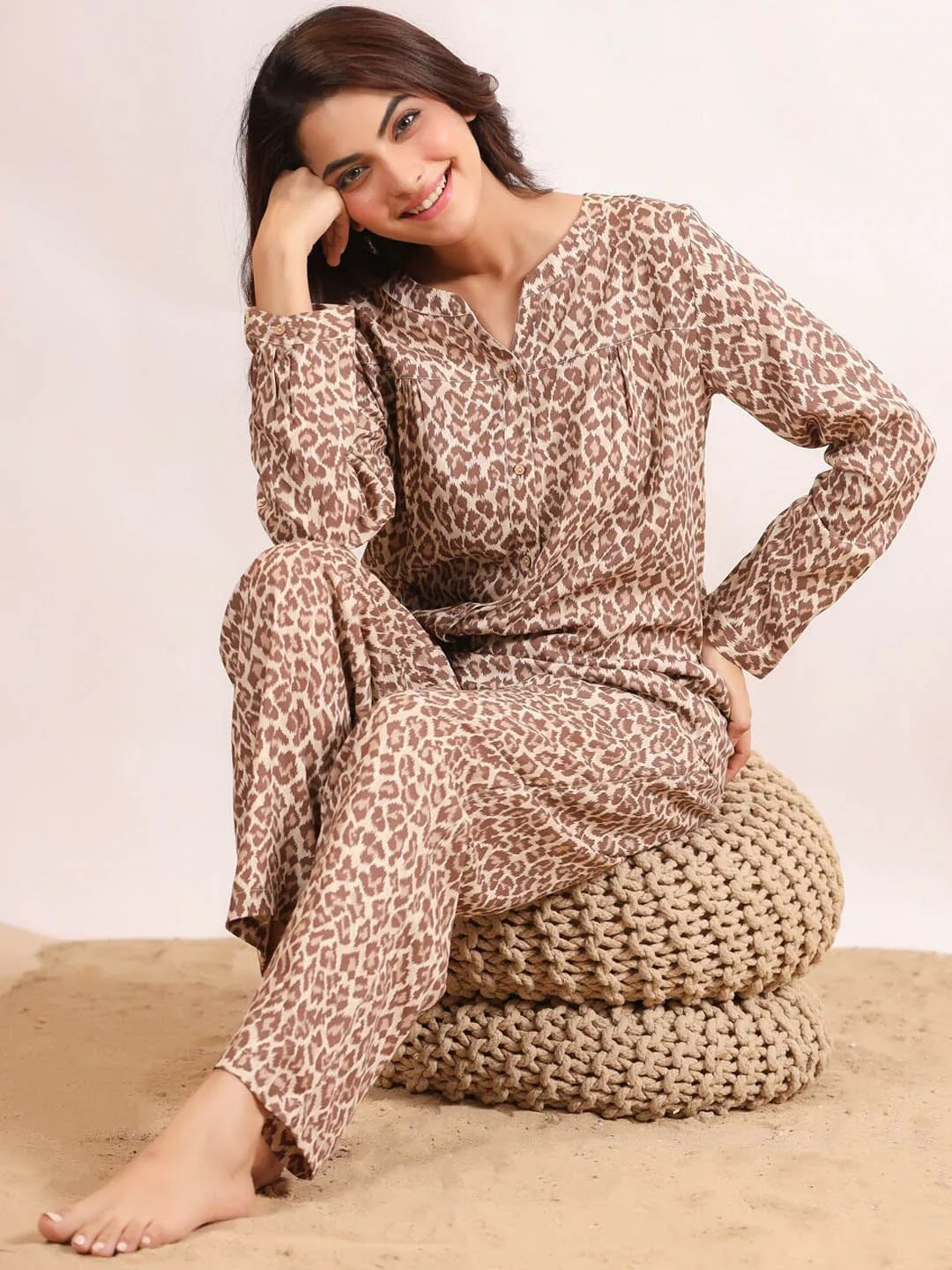 SANSKRUTIHOMES Beige Printed Night Suit - Image 5