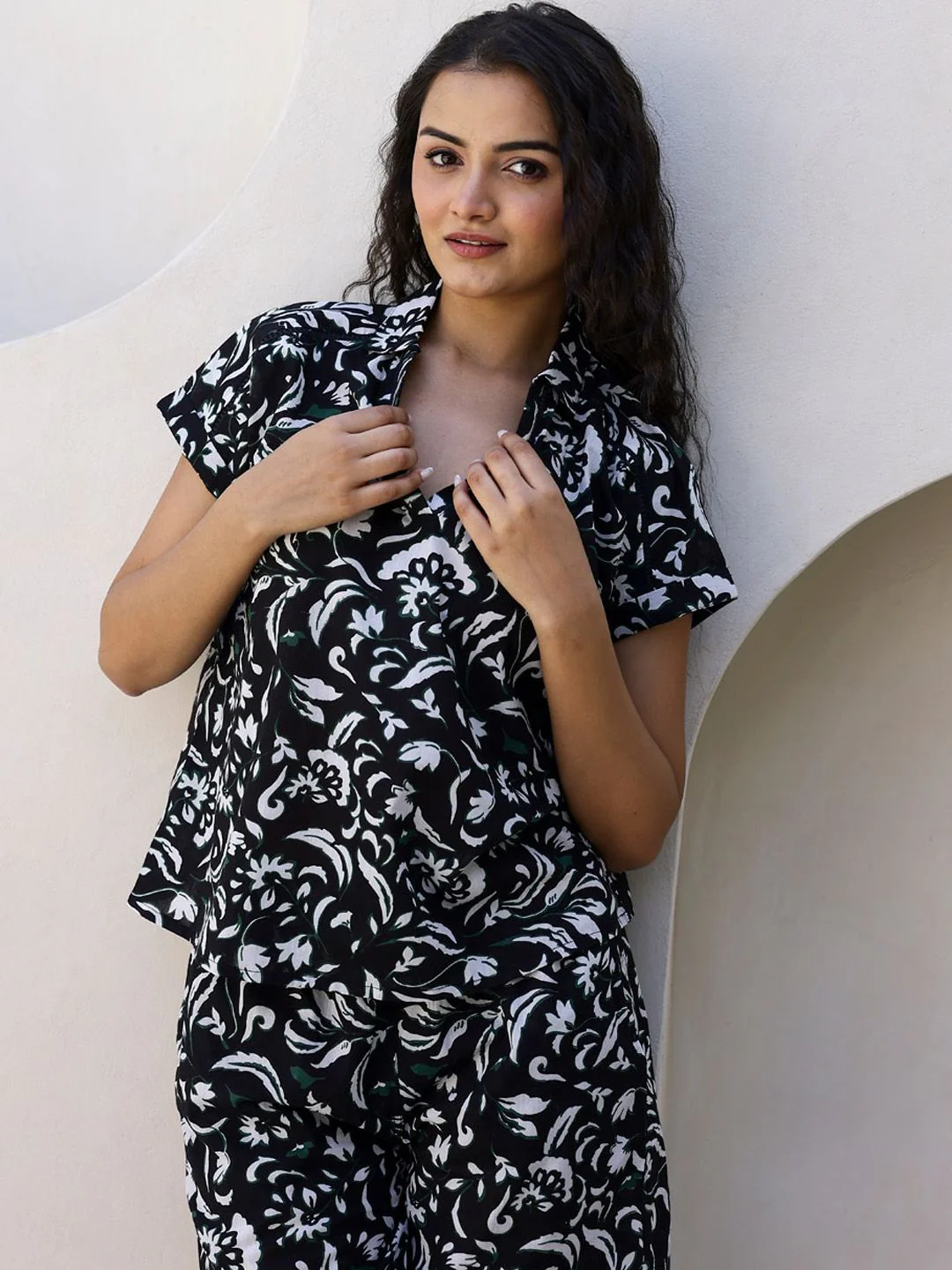 SANSKRUTIHOMES Black Floral Printed Pure Cotton Night suit - Image 7