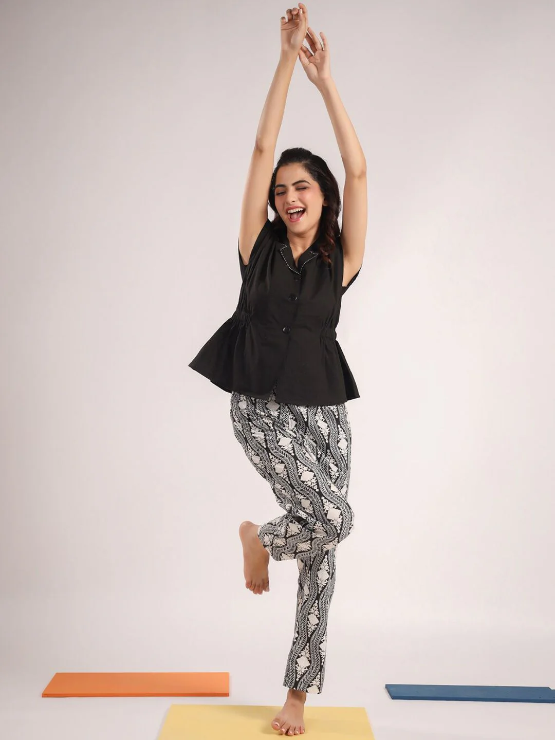 SANSKRUTIHOMES Sleeveless Pure Cotton Top With Pyjamas - Image 7