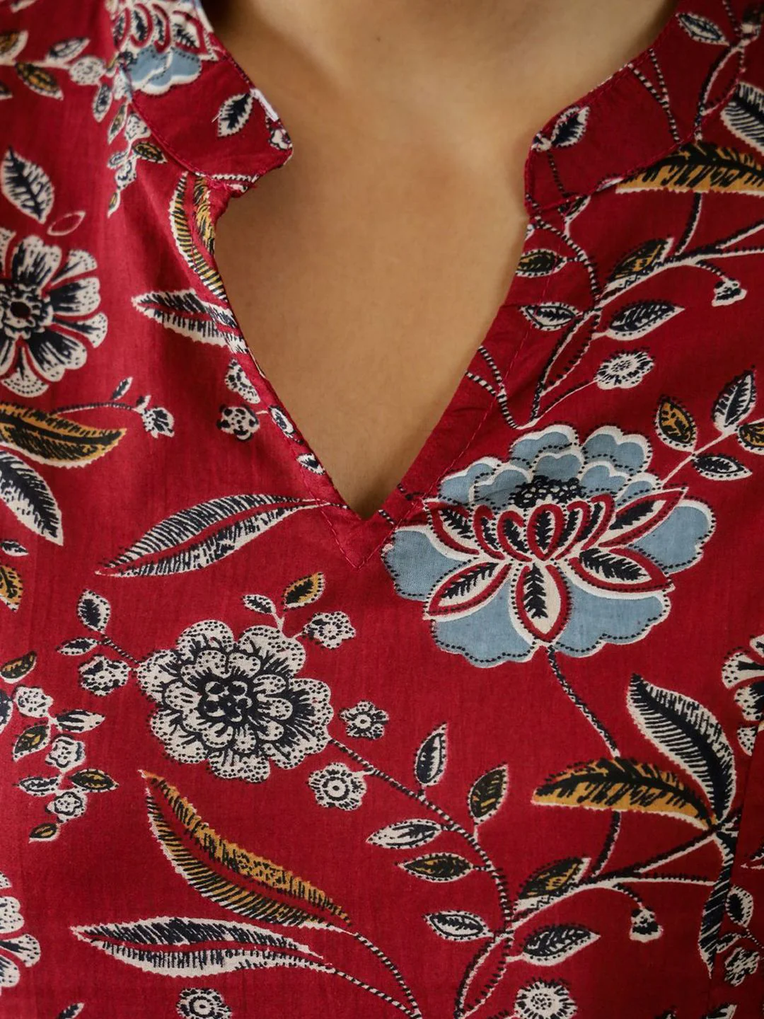 SANSKRUTIHOMES Women Floral Print Cotton Top - Image 2
