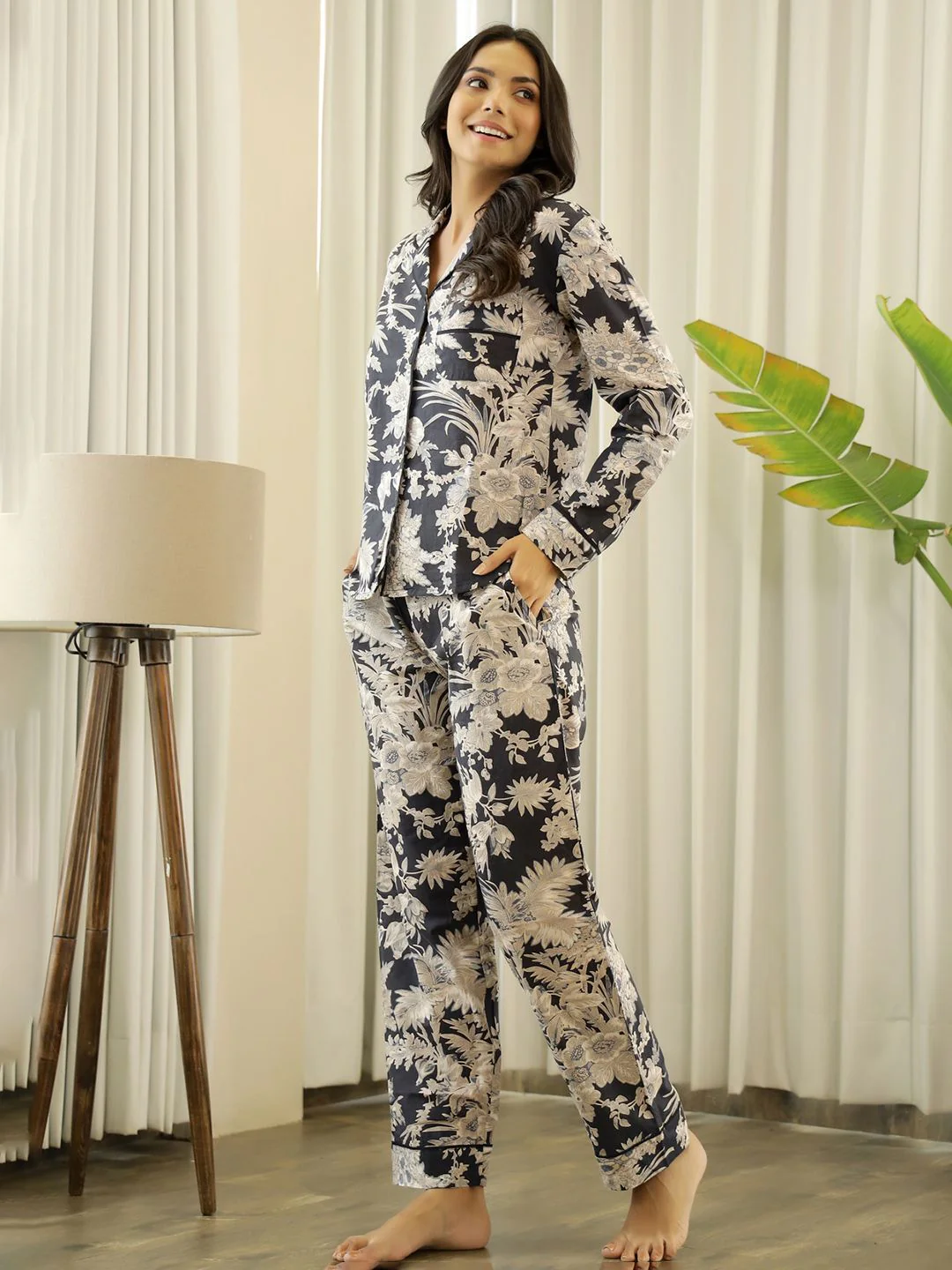 SANSKRUTIHOMES Women Printed Cotton Night suit - Image 3