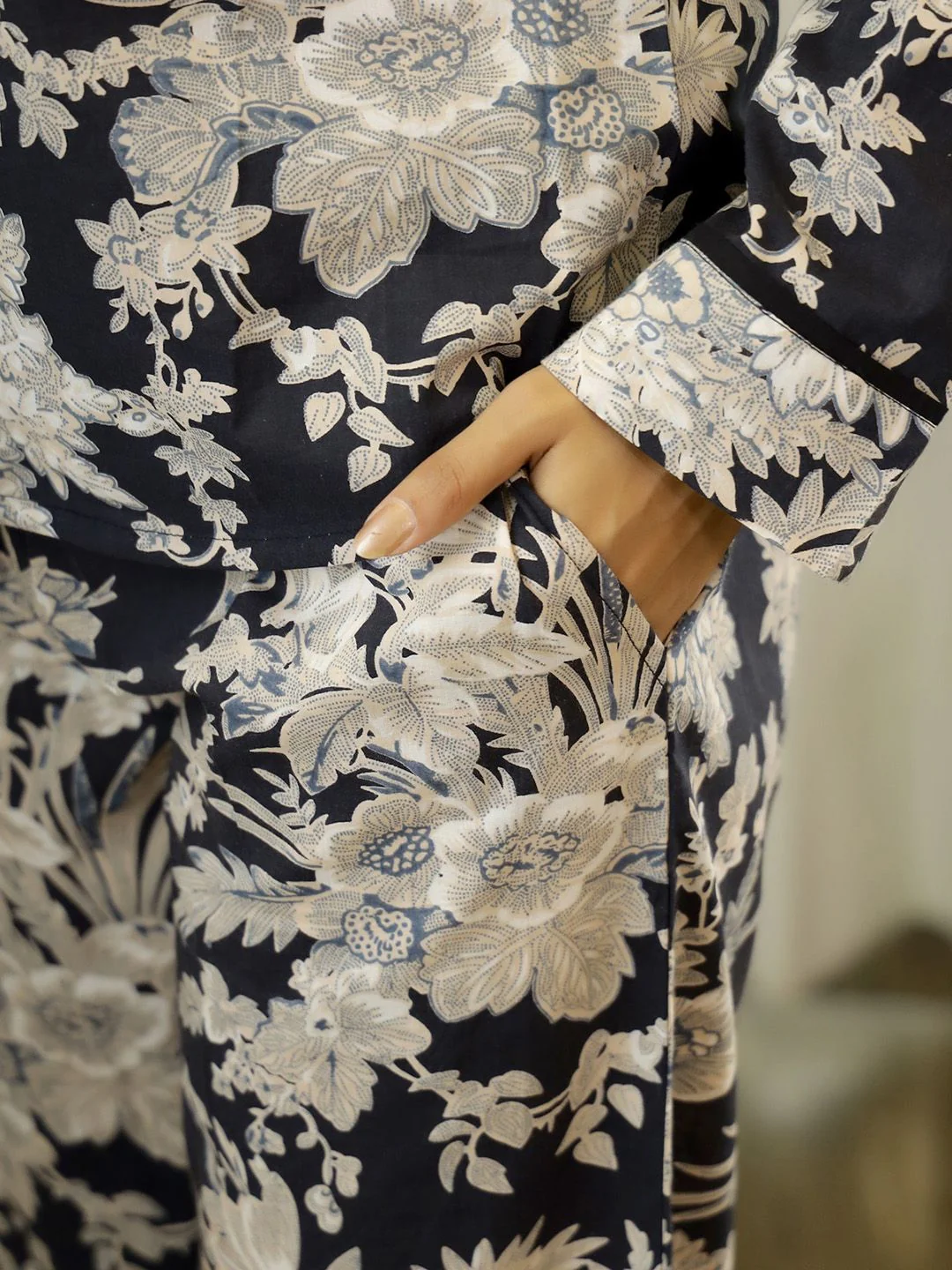 SANSKRUTIHOMES Women Printed Cotton Night suit - Image 6