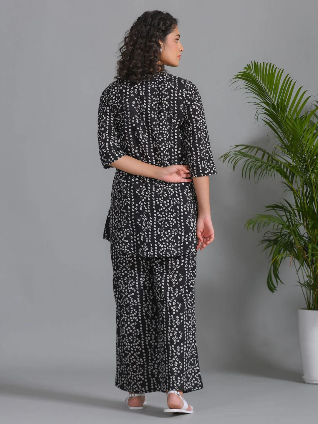 SANSKRUTIHOMES Women Printed Pure Cotton Night suit - Image 4