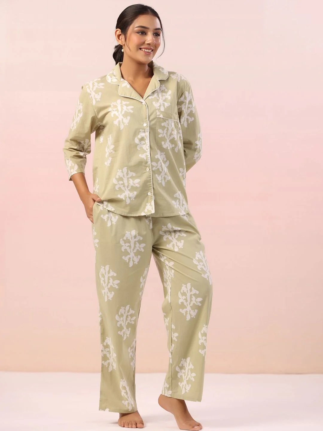 SANSKRUTIHOMES Women Pure Cotton Printed Night suit - Image 3