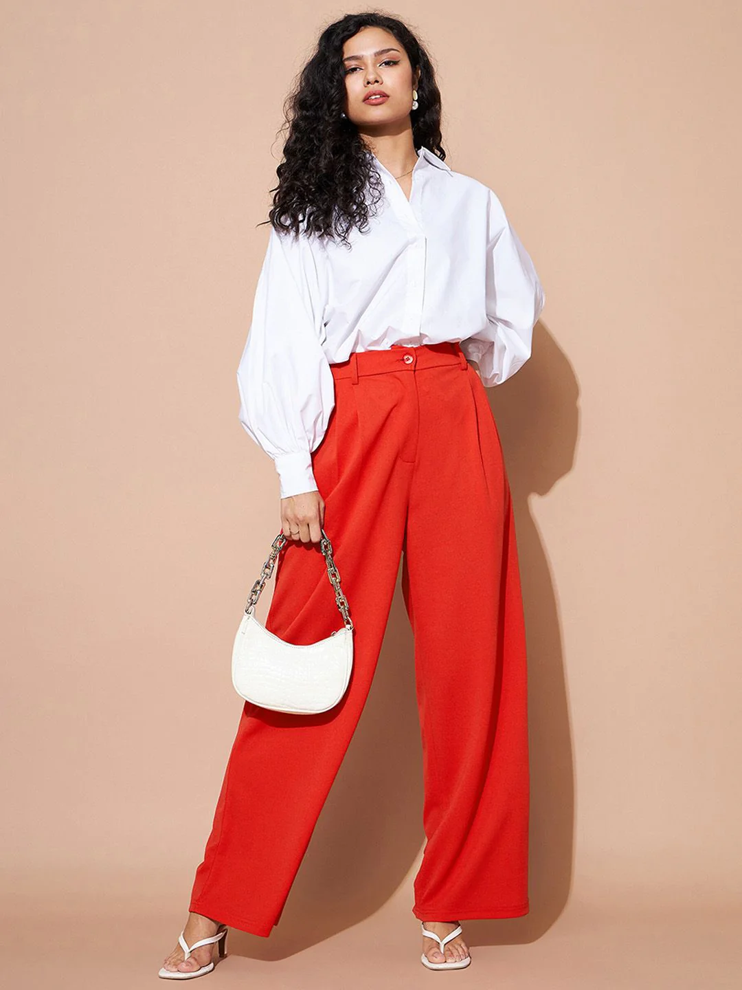 SASSAFRAS BASICS Women Regular Fit Plain Pleated Trousers - Image 5