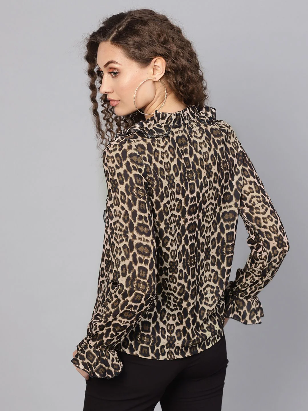 SASSAFRAS Animal Print Shirt Style Top - Image 4