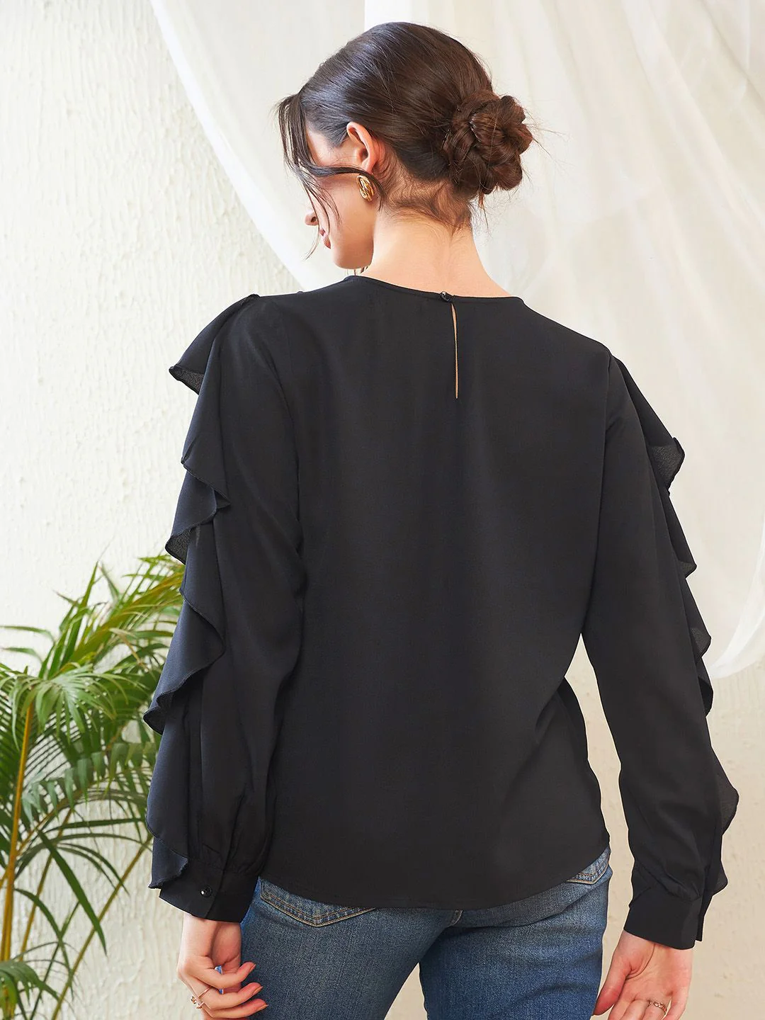 SASSAFRAS Black Cuffed Sleeves Ruffles Georgette Top - Image 5