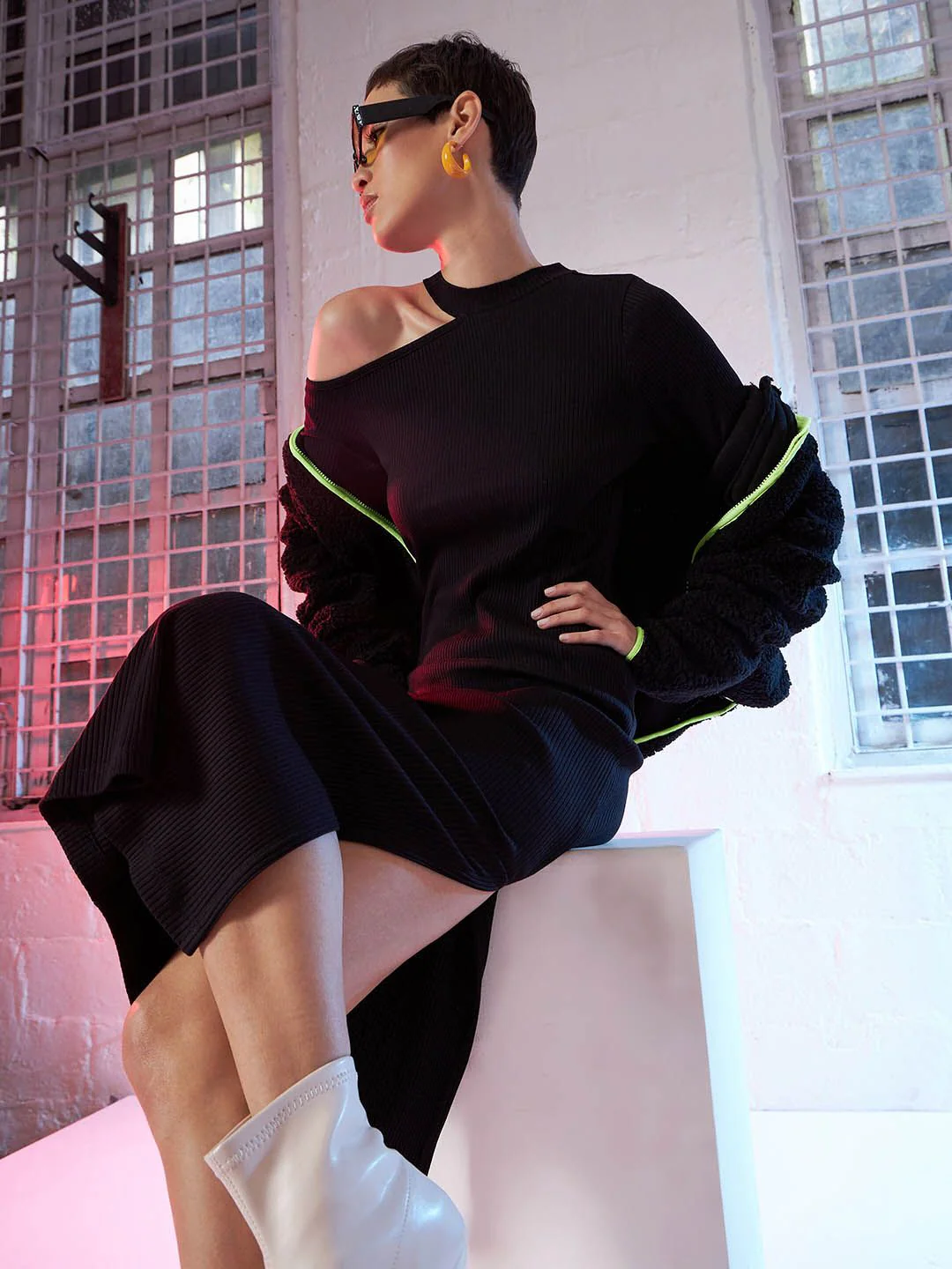 SASSAFRAS Black Round Neck Long Sleeve Cut-Outs Sheath Midi Dress - Image 7
