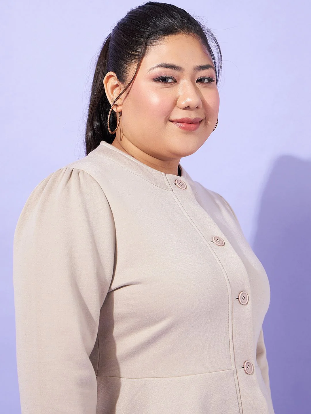 SASSAFRAS Curve Plus Size Grey Mandarin Collar Tailored Jacket - Image 2