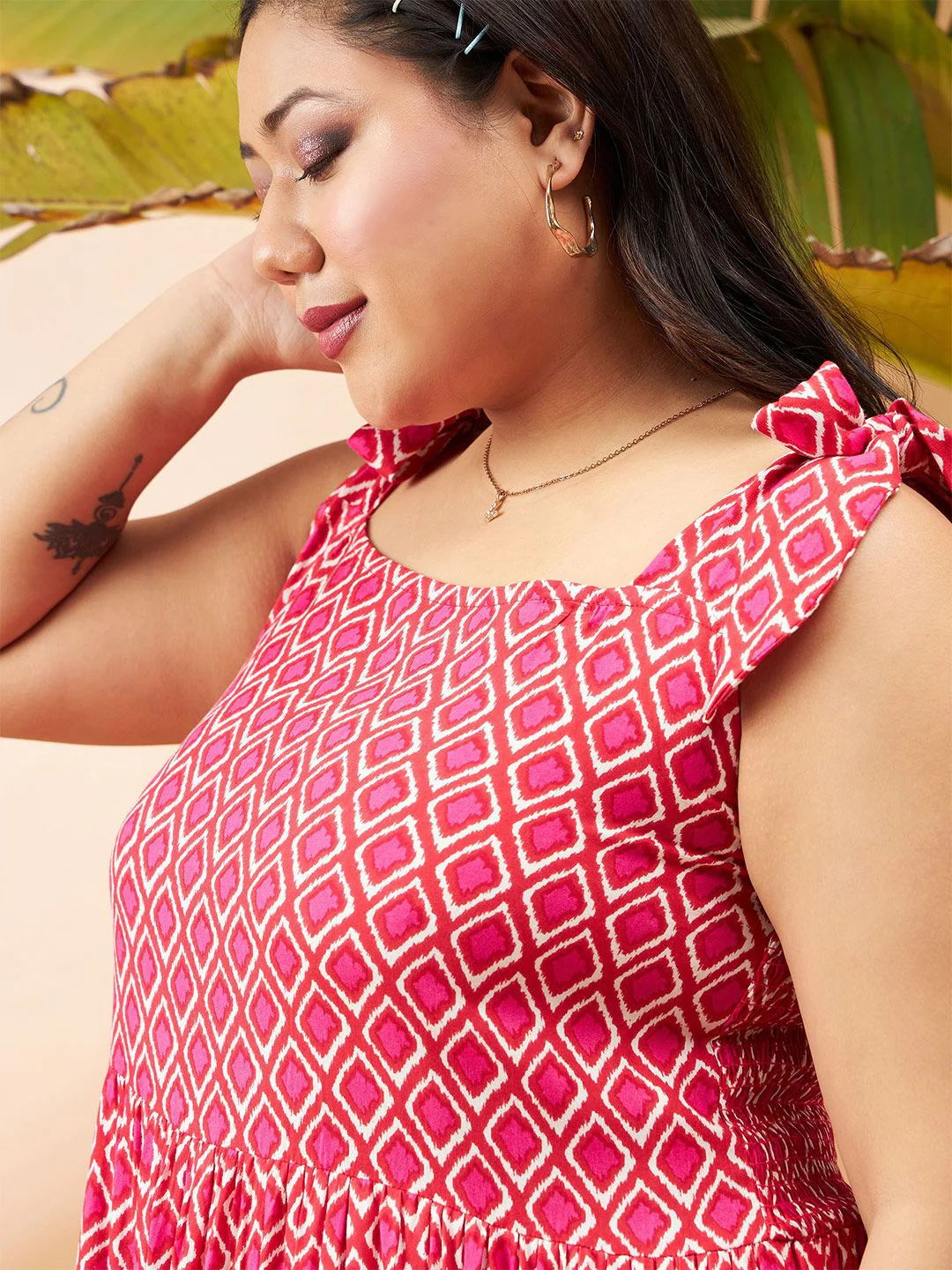 SASSAFRAS Curve Plus Size Pink Geometric Printed Gathered Tiered Fit & Flare Maxi Dress - Image 2
