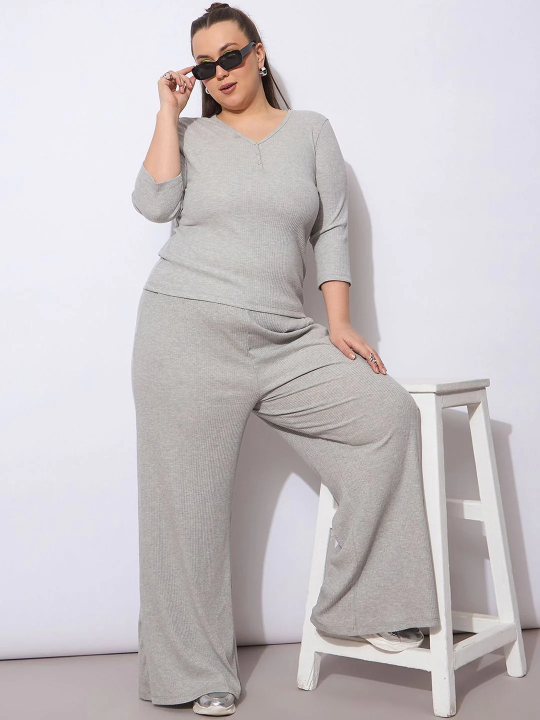 SASSAFRAS Curve Plus Size Rib Three-Quarter Sleeves Top With Trouser - Image 6