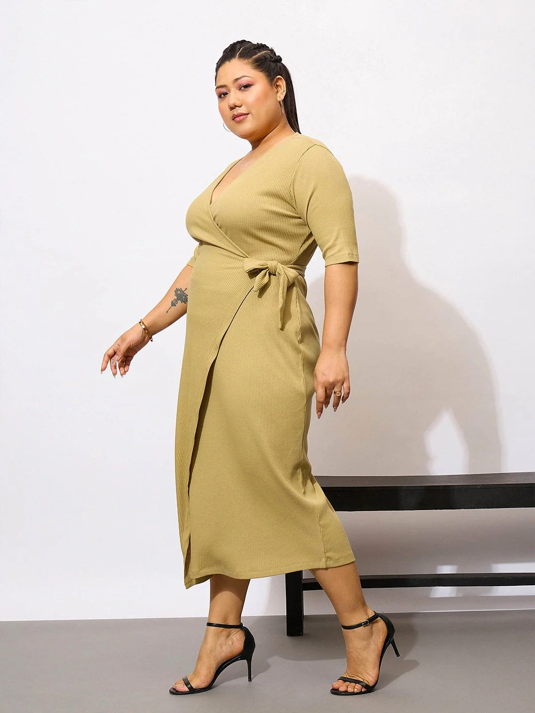 SASSAFRAS Curve Plus Size V-Neck Tie-Ups Detail Wrap Midi Dress - Image 3