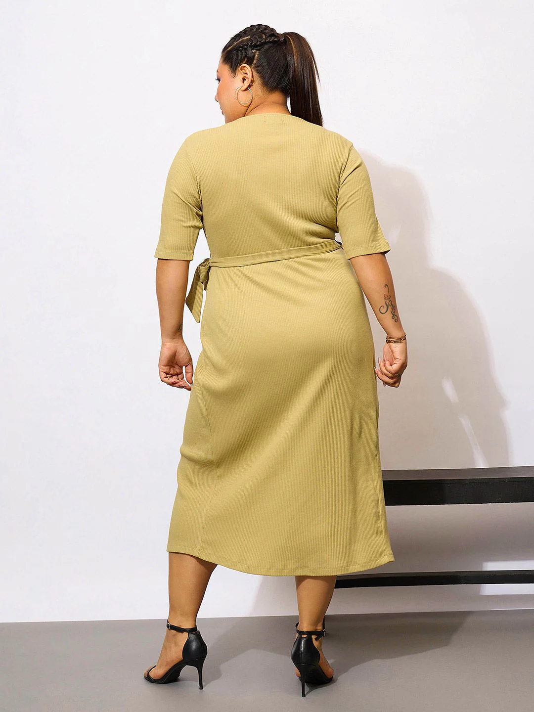 SASSAFRAS Curve Plus Size V-Neck Tie-Ups Detail Wrap Midi Dress - Image 5