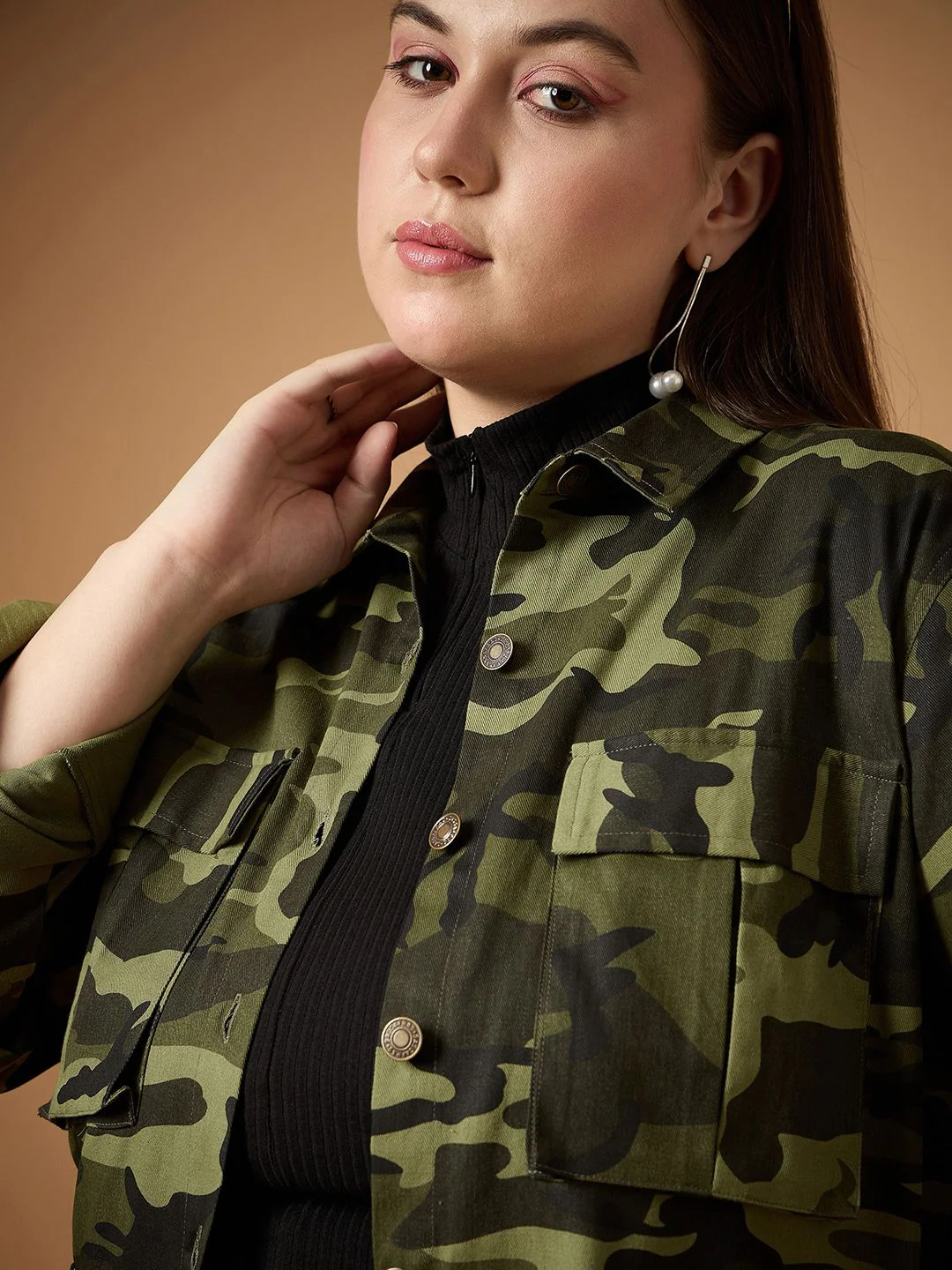 SASSAFRAS Curve Women Camouflage Tailored Jacket with Embroidered - Image 2