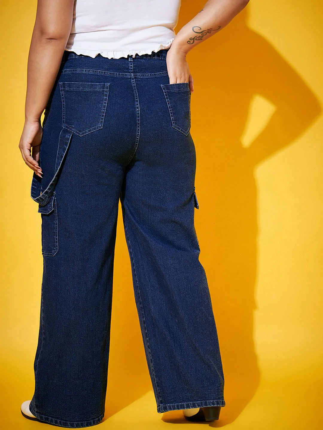 SASSAFRAS Curve Women Navy Blue Mid-Rise Comfort Straight Fit Stretchable Jeans - Image 3