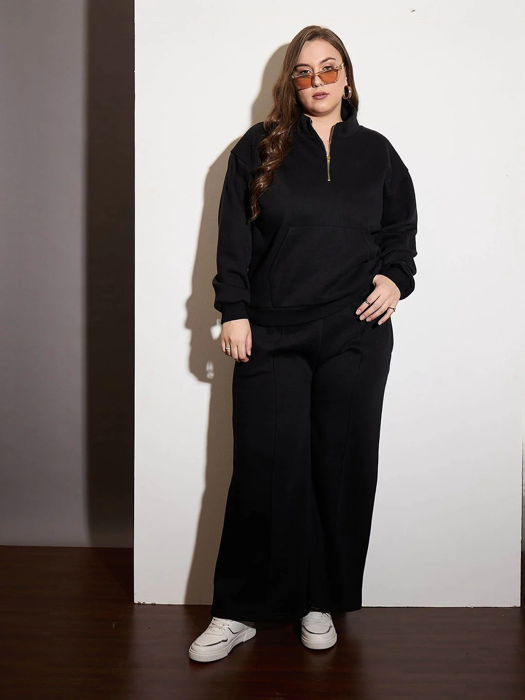 SASSAFRAS Curve Women Plus Size Long Sleeves Half Zipper Sweatshirt - Image 4