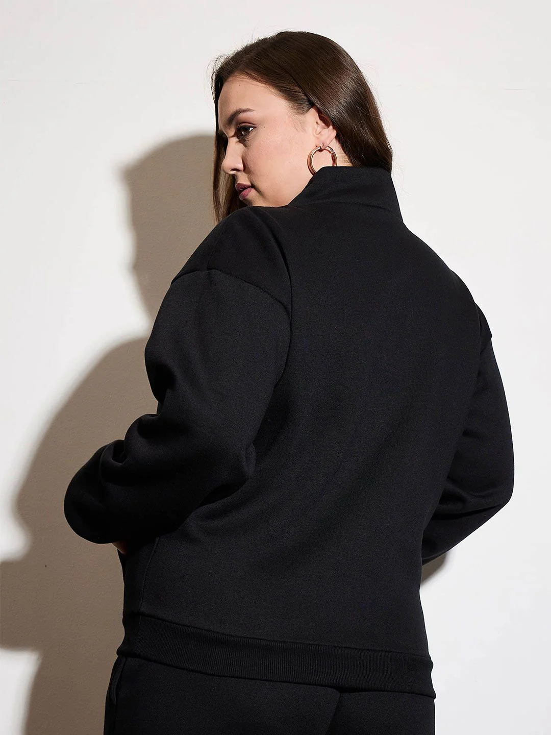SASSAFRAS Curve Women Plus Size Long Sleeves Half Zipper Sweatshirt - Image 5