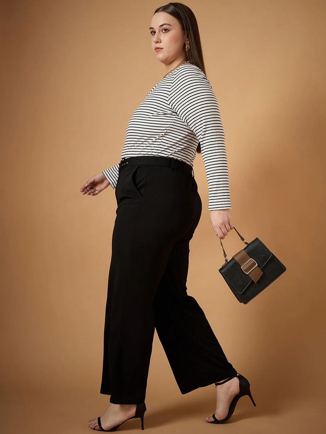 SASSAFRAS Curve Women Straight Fit High-Rise Trousers - Image 4