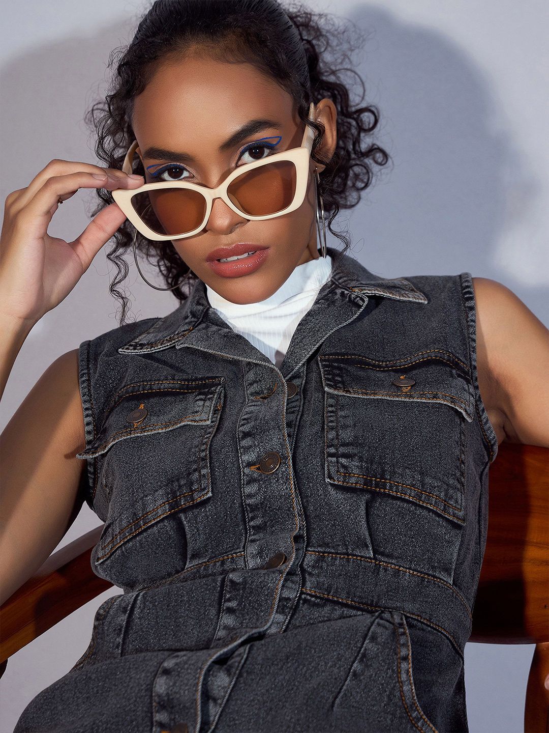 SASSAFRAS Denim Sleeveless Shirt Dress - Image 7