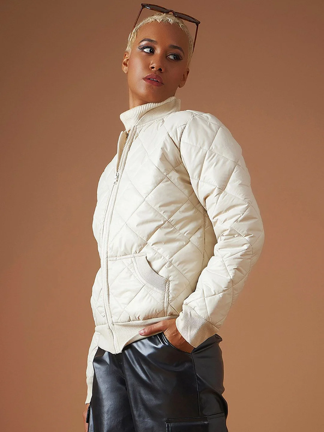 SASSAFRAS Mock Collar Quilted Jacket - Image 3