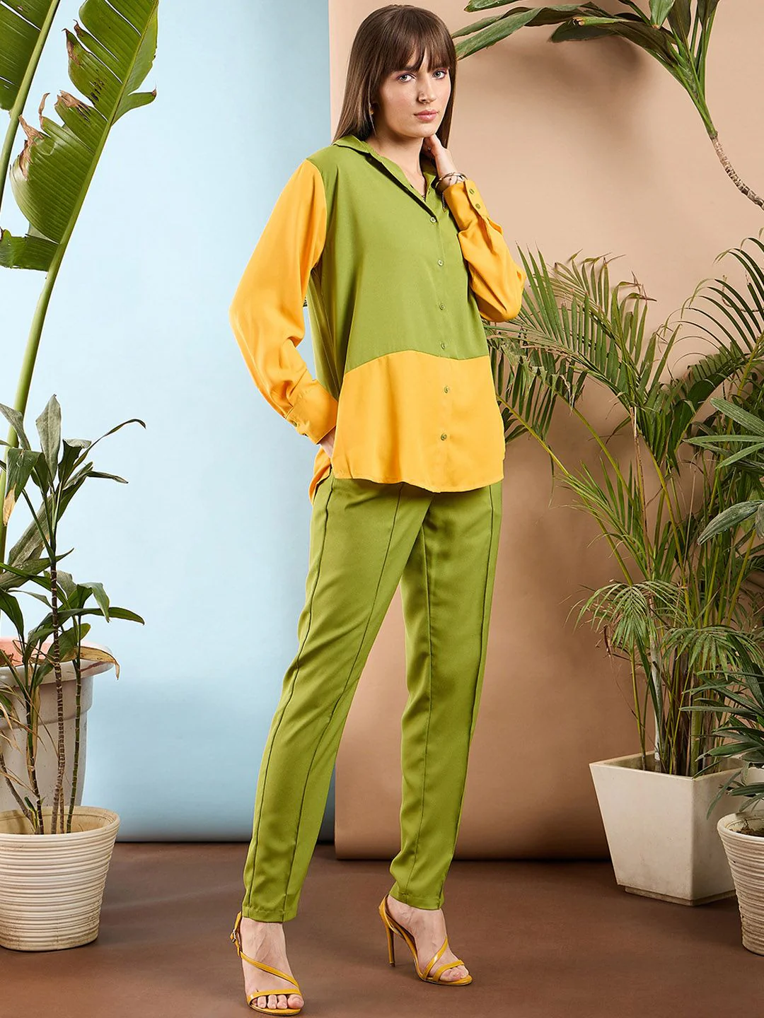 SASSAFRAS Olive Green Colourblocked Shirt With Trousers - Image 5