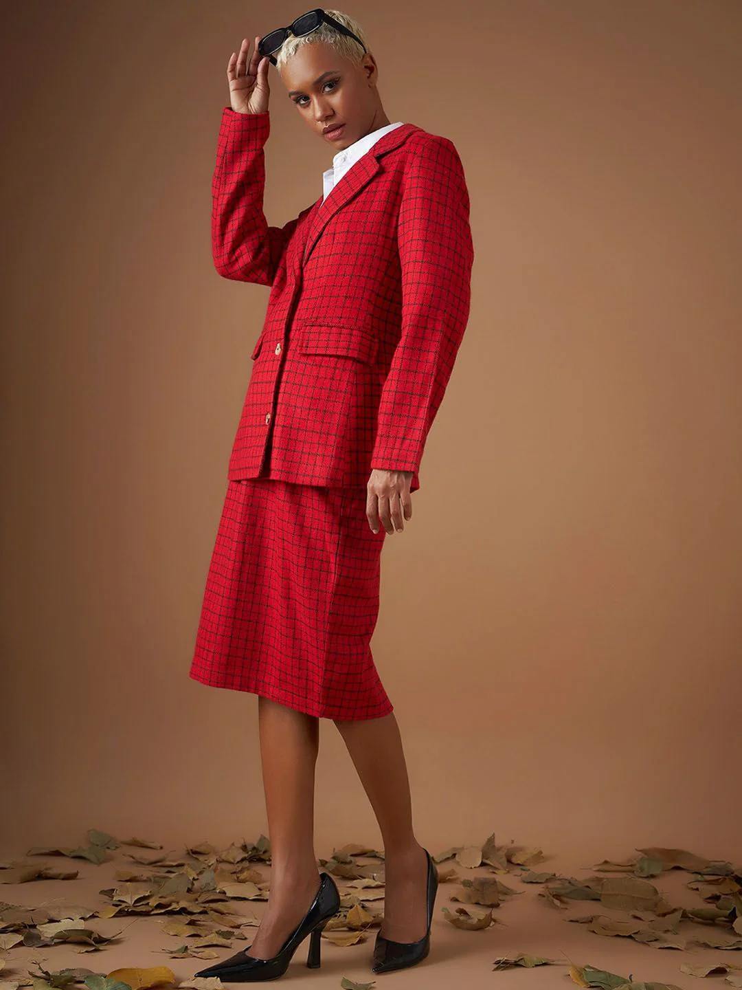 SASSAFRAS Red Checked Single-Breasted Blazer - Image 4