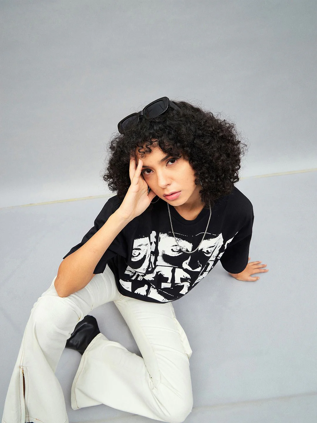 SASSAFRAS Retro Photographic Printed Drop-Shoulder Oversized Pure Cotton T-shirt - Image 6