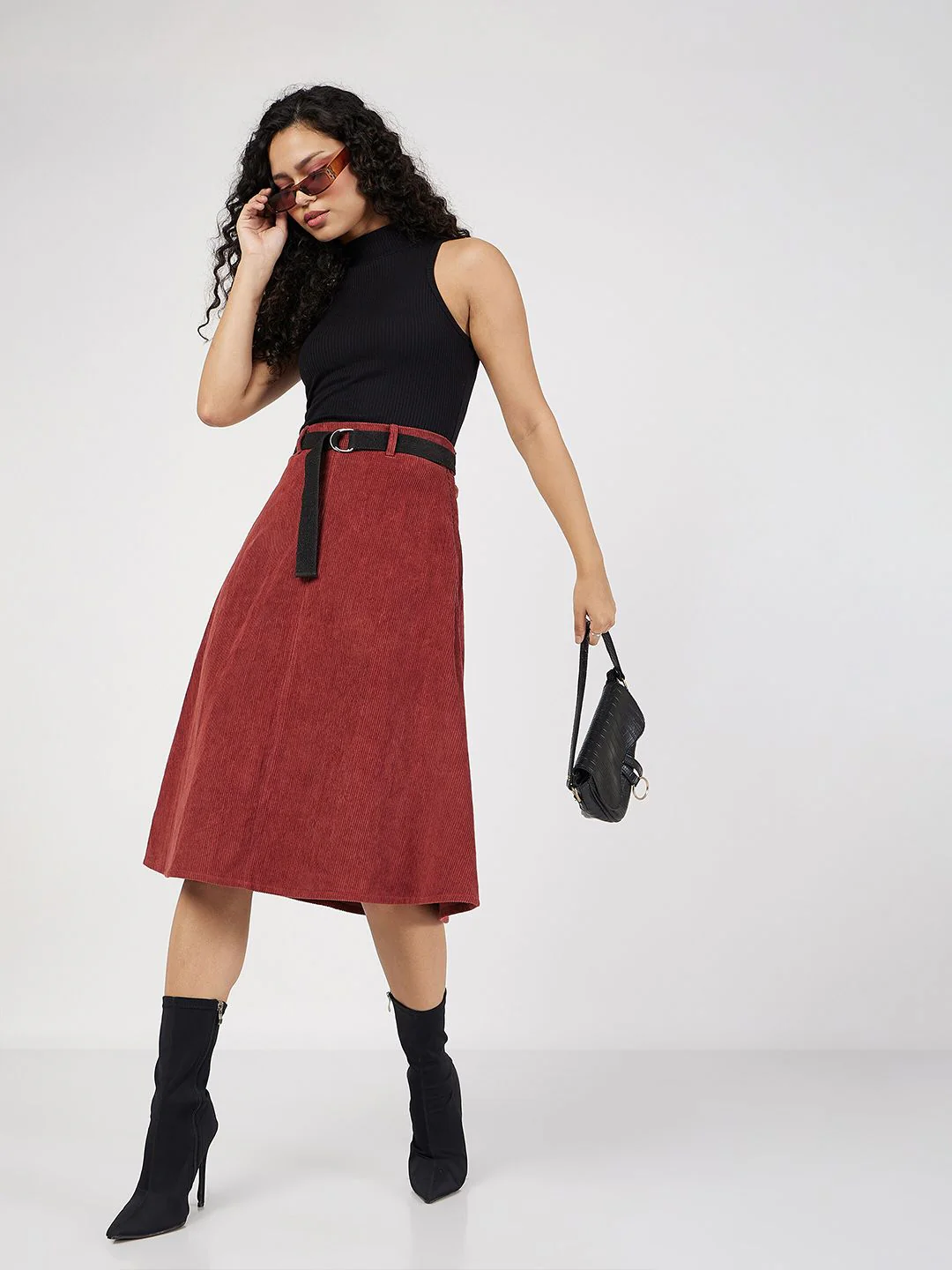 SASSAFRAS Ribbed High Neck Fitted Regular Top - Image 5