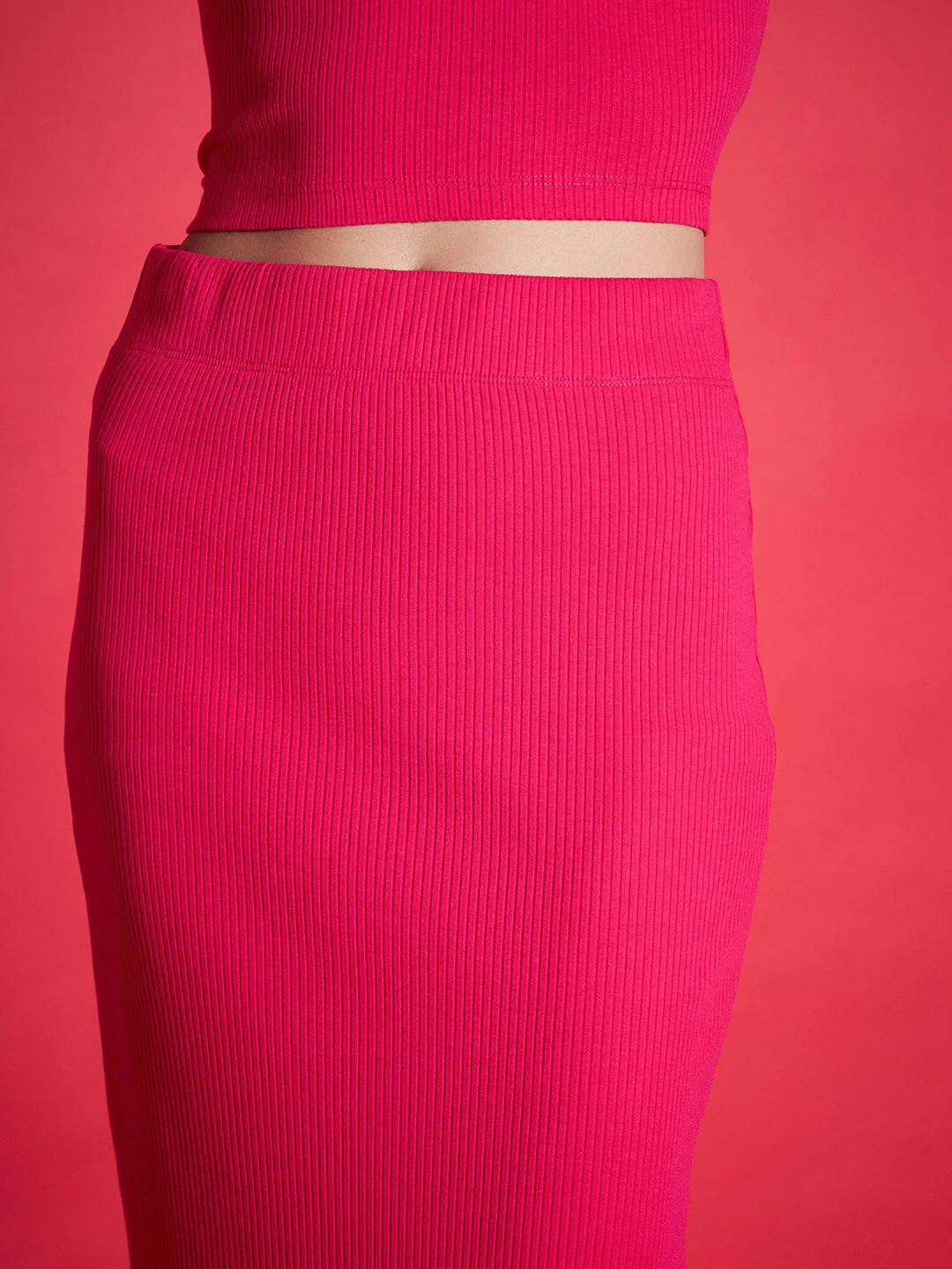 SASSAFRAS Ribbed Pencil Midi Skirt With Side Slit - Image 7