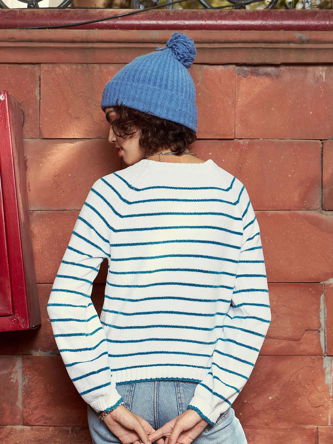SASSAFRAS Striped Round Neck Pullover Sweater - Image 5