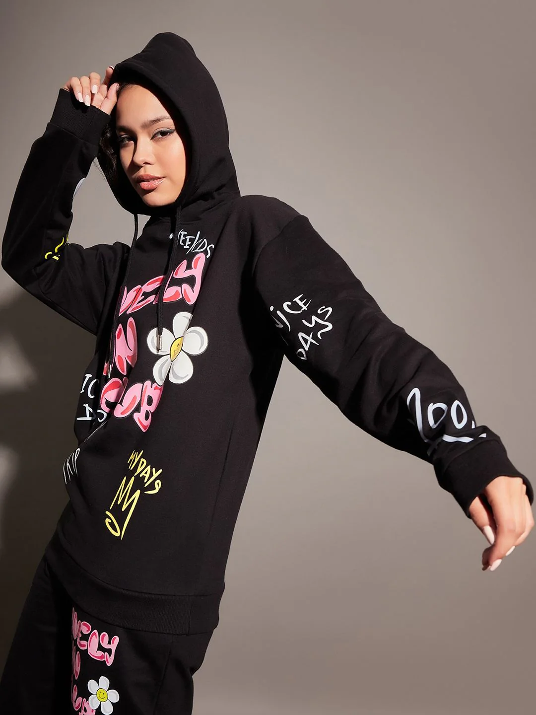 SASSAFRAS Typography Printed Long Sleeves Hooded Fleece Sweatshirt - Image 3
