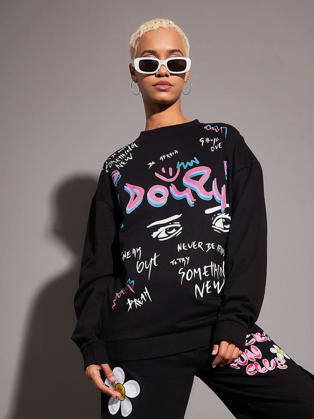 SASSAFRAS Typography Printed Long Sleeves Oversized Fleece Sweatshirt - Image 4