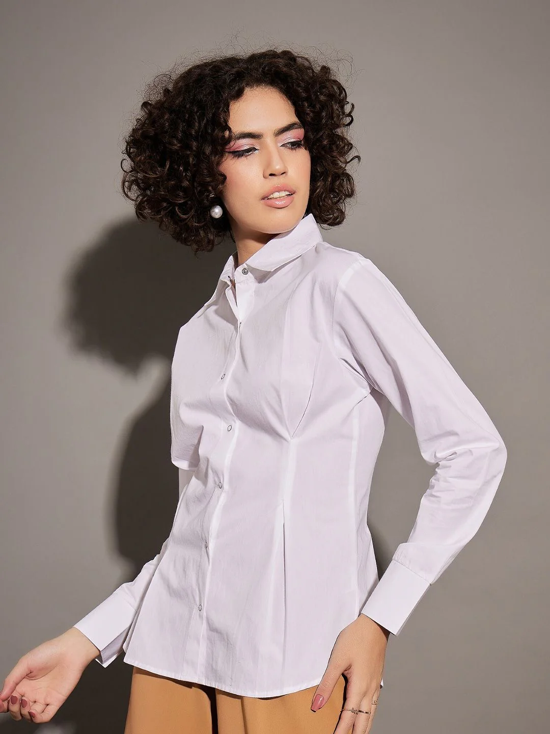 SASSAFRAS White Slim Fit Pleated Pure Cotton Casual Shirt - Image 3